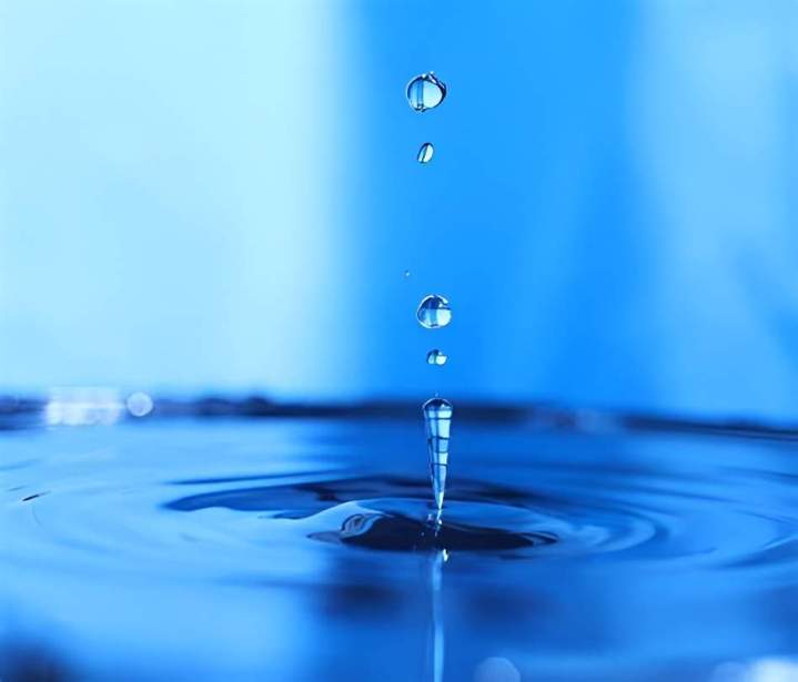 Toilette rituelle (Ghusl Mayyit) effectuée selon la Sunnah.